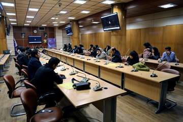 گردهمایی دانشجویی گرامیداشت روز پژوهش